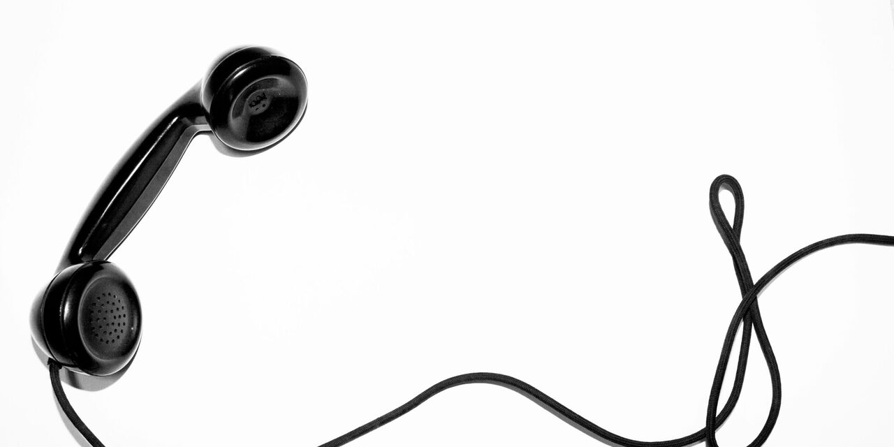 Ein Telefonhörer