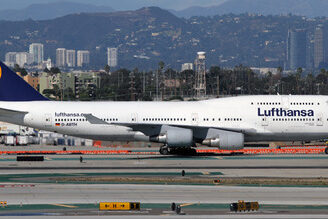 Lufthansa Maschine